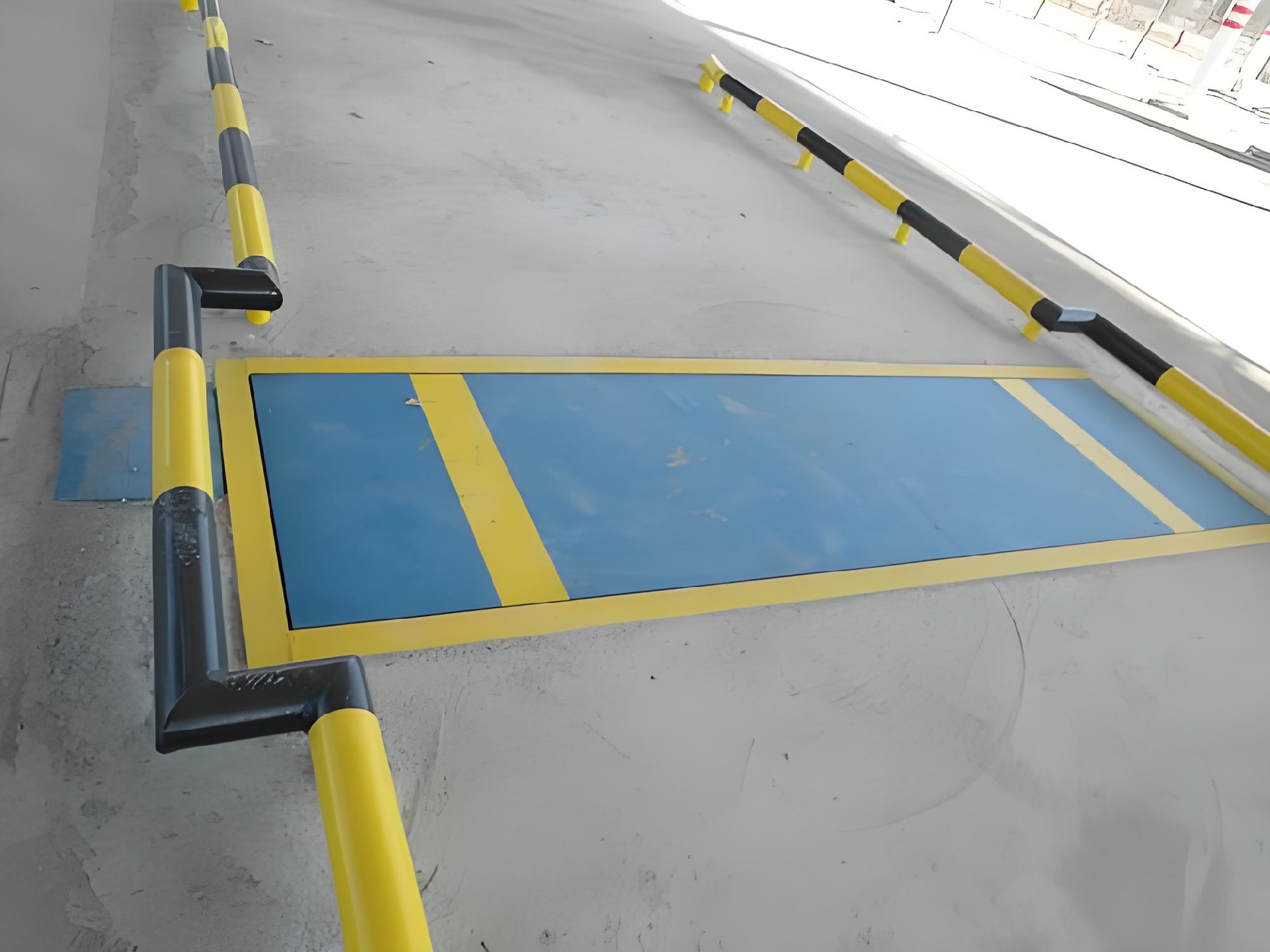 DYNAMIC AXLE WEIGHBRIDGE
